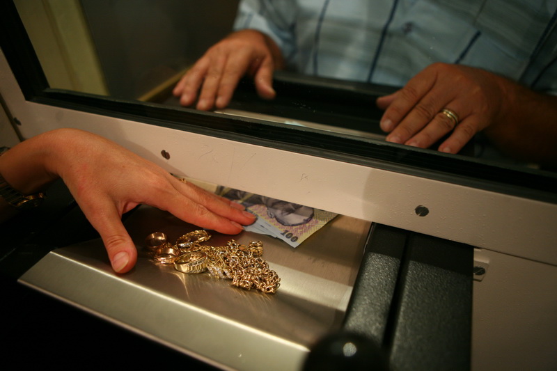 Situatii in care este recomandat sa apelezi la servicii amanet