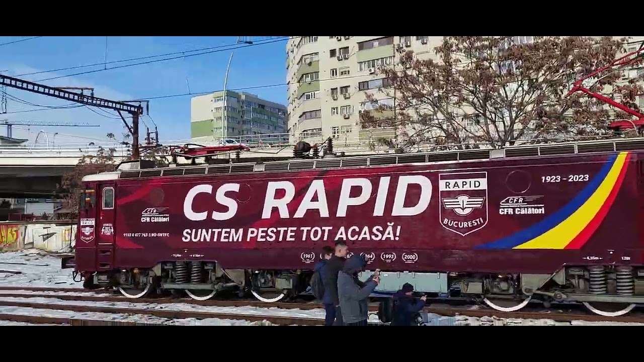 O locomotivă în culorile „Rapidului” va face călătorii prin țară