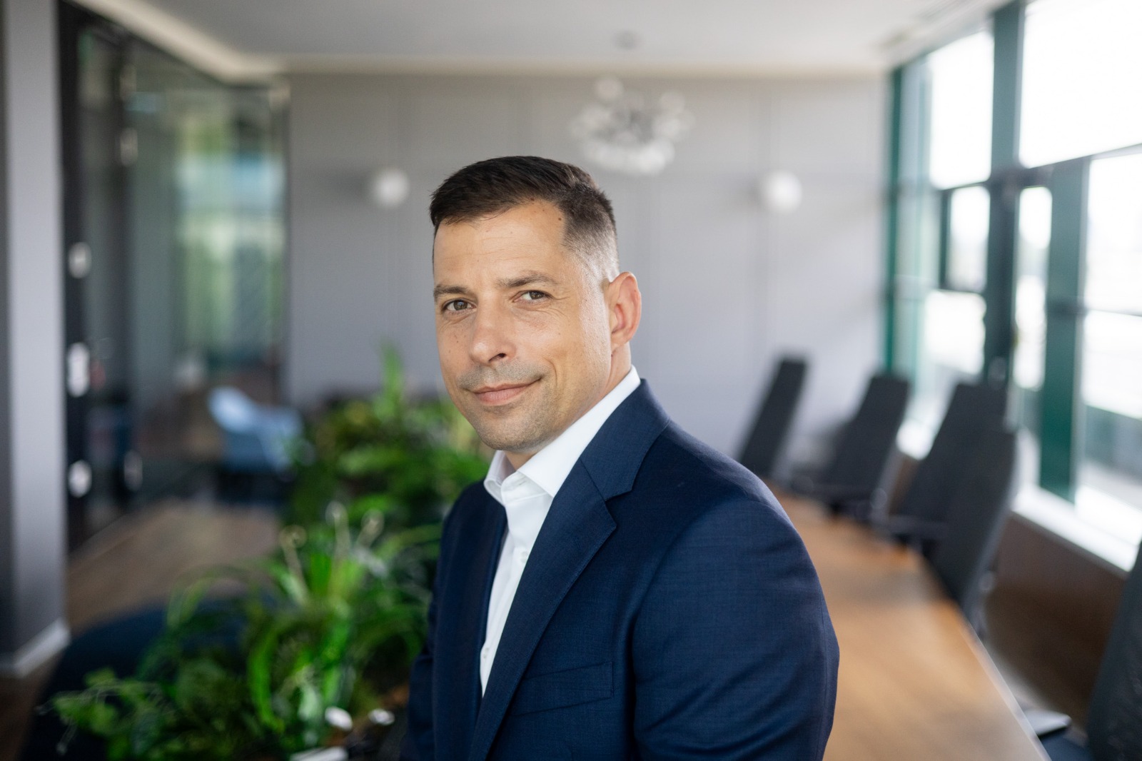 Angajații din România: nivel de implicare peste media europeană și productivitate peste nivelul global