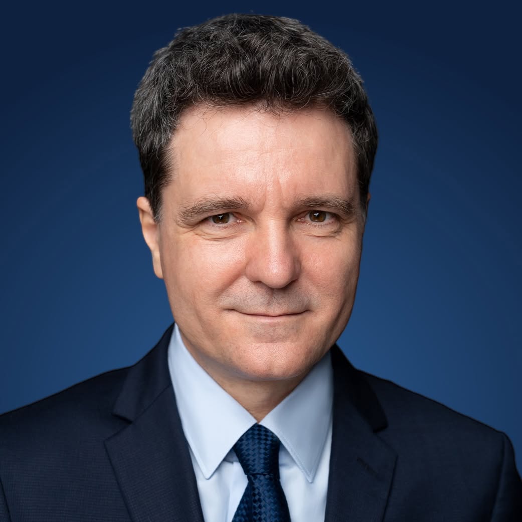 Nicușor Dan convoacă partidele parlamentare la Cotroceni după ce Guvernul Vestea nu a obținut voturile necesare pentru învestire